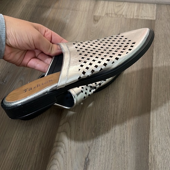 Silver slip on shoes - Picture 2 of 5